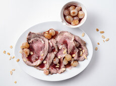 Roast veal with sweet and sour port wine onions