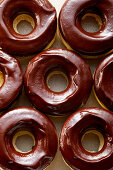 Donuts mit Schokoglasur (zuckerfrei)