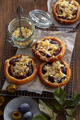 Plum sourdough cakes