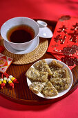 Walnut jelly candy and tea (China)
