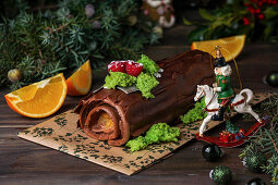 Yule log cake - Christmas Bûche de Noel