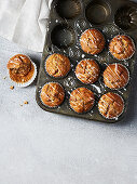 Apple and cinnamon muffins