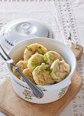 Bread dumplings