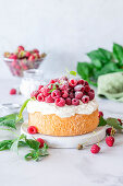 Raspberry vanilla cake