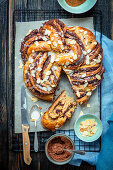 Yeast braid with chocolate and cinnamon filling