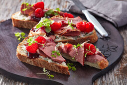 Pain Boule with duck breast and raspberries