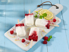 Raspberry and yogurt ice cream sticks