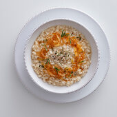 Risotto mit karamellisierten Zwiebeln und Rosmarin