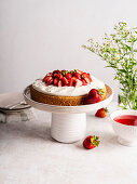 Strawberry cake with fresh strawberries