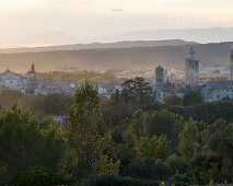 Blick auf die Kleinstadt Uzes, Gard, Frankreich