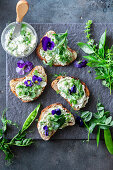 Bruschetta with green peas cream cheese avocado spread