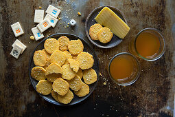 Cheese crackers