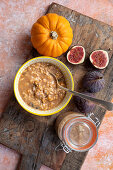 Pumpkin fruity overnight oats with figs