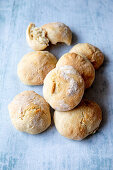 Spelt rolls