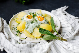 Hessian Green Sauce with potatoes and boiled eggs