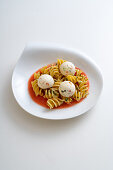 Fusilloni with ricotta and tomato sauce
