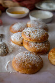 Honey-milk biscuits