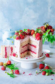 Erdbeer-Buttercreme-Torte