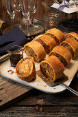 Käsestrudel mit Hackfüllung