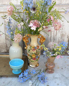 Bouquet with large-flowered foxglove (Digitalis grandiflora)