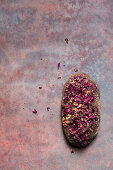 Bread with dried rose petals