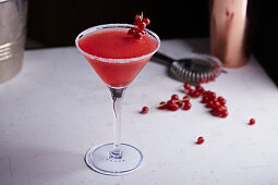 Cranberry cocktail with prosecco