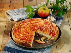 Apple rose cake