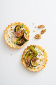 Fig tartlets with cream cheese