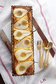 Tart with pears