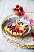 Acai smoothie bowl with fresh fruit
