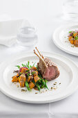 Rack of lamb with green beans and pumpkin