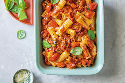 Tuna and tomato pasta