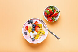 Yogurt bowl with fresh fruit