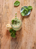 Balinese spinach-banana smoothie