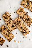 Gluten-free granola bars with dates and chocolate chips
