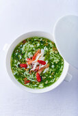 Spinach soup with tofu and prawns