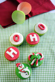 Decorative Christmas cupcakes