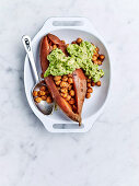 Jacket potatoes with chickpeas and avocado mash