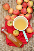For skin and nerves: apple tea and apple steam bath