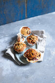 Blueberry muffins with Florentine crunch, gluten-free