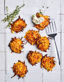 Parmesan-carrot rösti with thyme