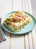 Zucchini-Lasagne mit Speck