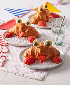 Croissant crabs