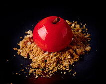 Candy apple on crumble