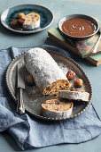 Kastanien-Walnuss-Strudel mit Ganache