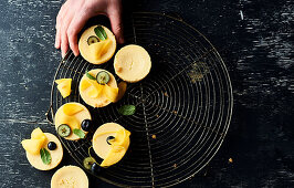 Gebackener Zitronen-Mango-Käseküchlein