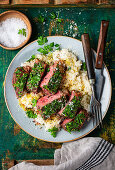 Gekräutertes Rindersteak mit Risotto