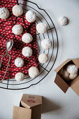 Snowball cookies