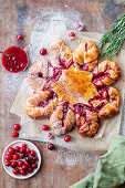 Cranberry star bread