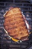 Grillsandwich mit Rindfleisch